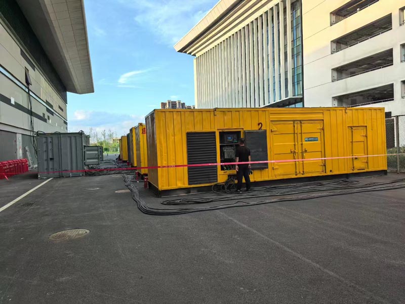 鄂温克柴油发电机冬季保养注意事项?