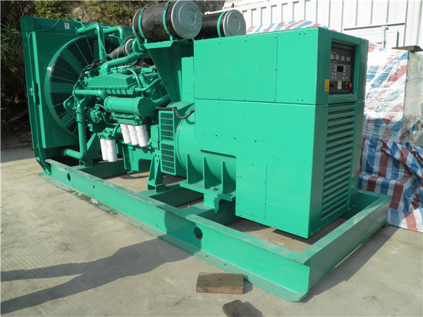 鄂温克发电车出租-柴油发电机组在使用的过程中应该做好哪些防护工作