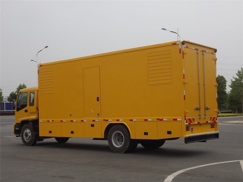 鄂温克发电车出租- 柴油发电机油箱怎么清洗