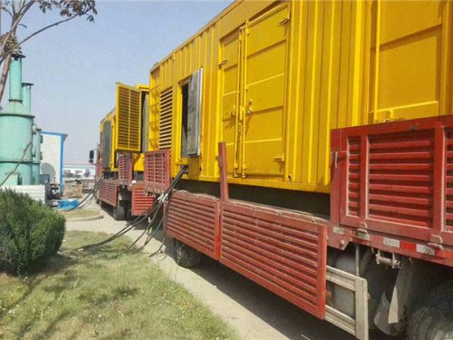 鄂温克发电机出租如何根据燃油压力判断燃油系统是否存在故障？