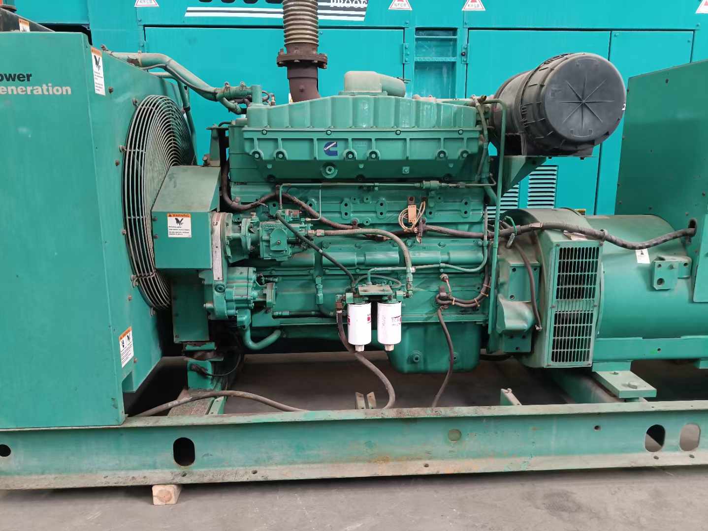 鄂温克过载会对 600kW 柴油发电机组造成哪些损害？