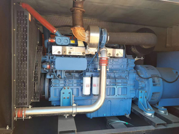 鄂温克柴油发电机组一般有几种电压输出？