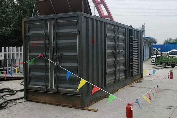 鄂温克发电机租赁空气滤清器多久更换一次？