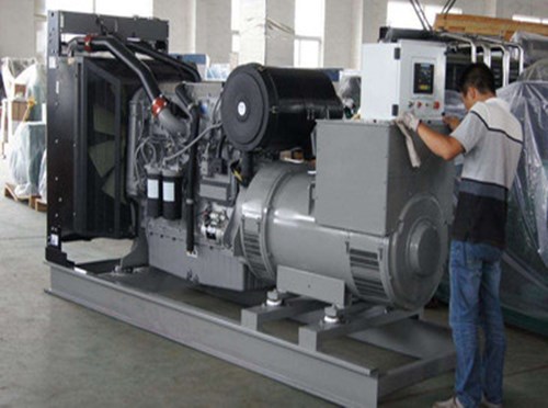 鄂温克柴油发电机组和储能设备配合使用的案例