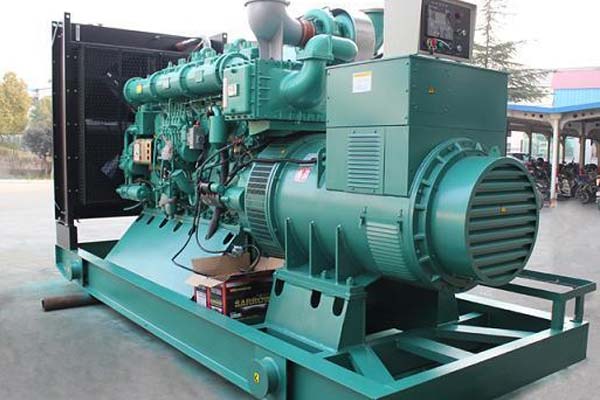 鄂温克工厂发电机应急发电中如何优化燃油储备管理？