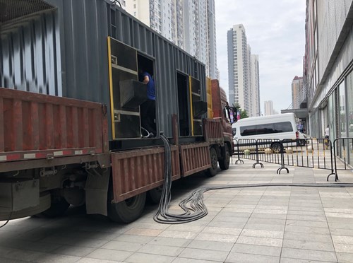 鄂温克冷却液不足的情况下如何检查柴油发电机组？