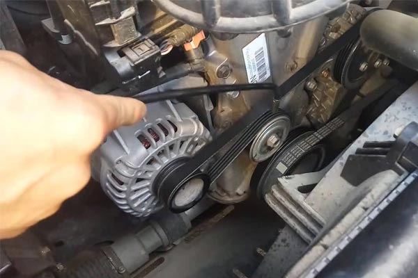 鄂温克转速传感器的工作原理是什么？