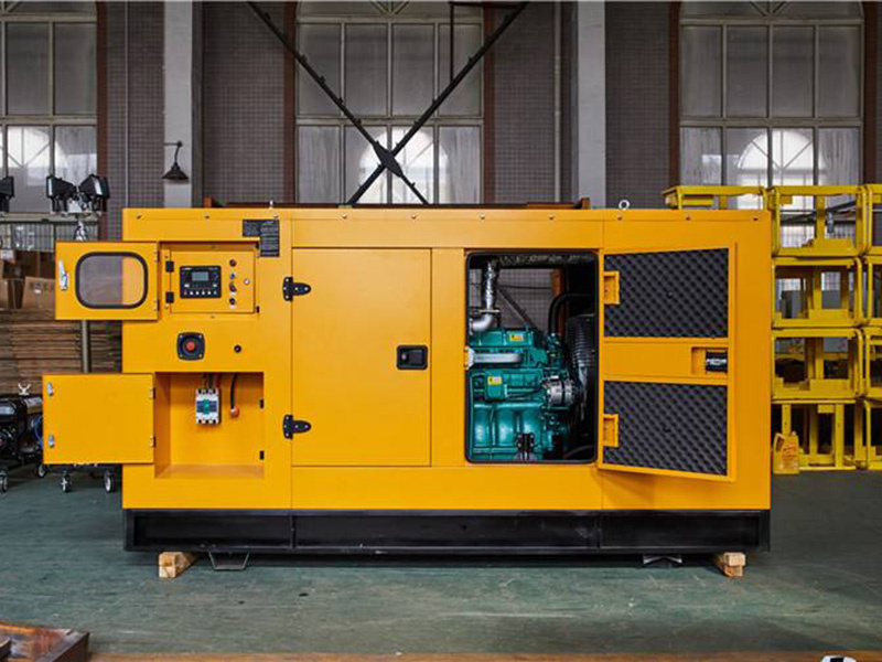 鄂温克柴油发电机组预热完成后,启动时需要注意什么?